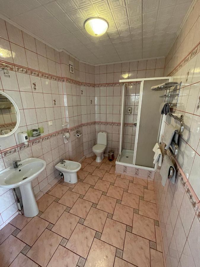 Saules Rati Hotel Daugavpils Eksteriør billede